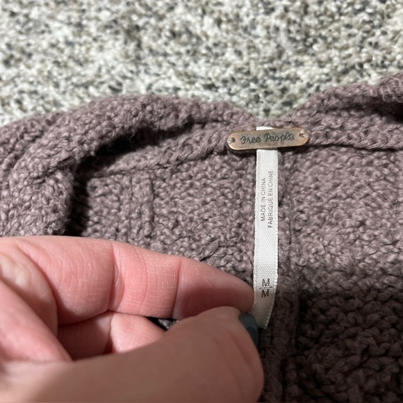 Free People Easy Cable Knit V Neck Sweater M Cotton See Note - Picture 3 of 9